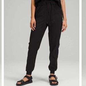 Lululemon Stretch High-Rise Jogger Black Size 4